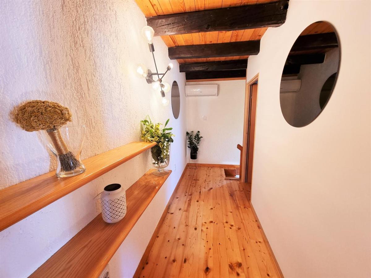 Stonehouse Ana With Jacuzzi Rovinj-Krmed Vila Exterior foto