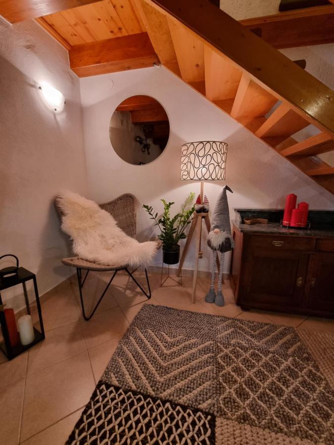 Stonehouse Ana With Jacuzzi Rovinj-Krmed Vila Exterior foto